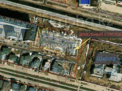 Продажа домов и дачи в Астане: Дача · 1 комната · 10 м² · 6.5 сот., Снабженец 158 — Ж.Нажмеденова и Т.Жургенова за 250 млн 〒 Дача · 1 комната · 10 м² · 6.5 сот., Снабженец 158 — Ж.Нажмеденова и Т.Жургенова за 250 млн 〒 в Астане, Сарайшык р-н