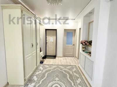 3-комнатная квартира, 83.7 м², 1/9 этаж, Тайказан за 23.5 млн 〒 в Уральске