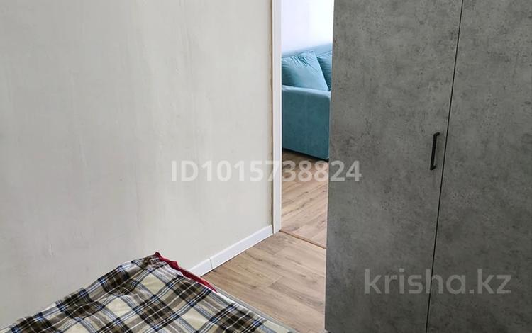 2-комнатная квартира · 46 м² · 9/10 этаж, Казыбек Би 1Б — Пр Сатбаева - пр Казбек би за 180 000 ₸ в Усть-Каменогорске — фото 2