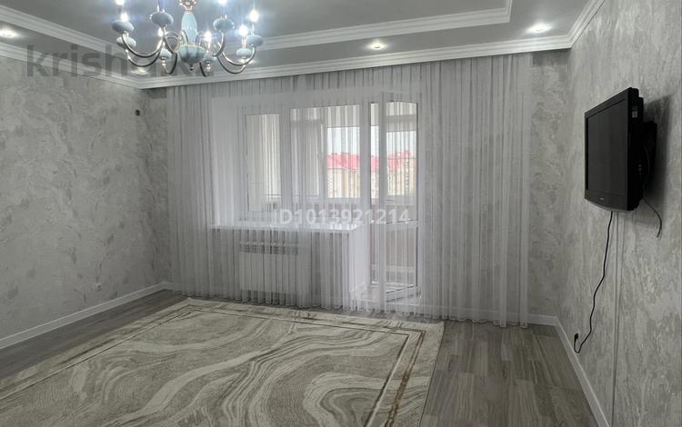 2-комнатная квартира · 90 м² · 5/5 этаж, мкр. Алтын орда 9/5 корпус 2 — Пересечение Мангилик Ел и Халел Досмухамедова за 230 000 ₸ в Актобе — фото 2