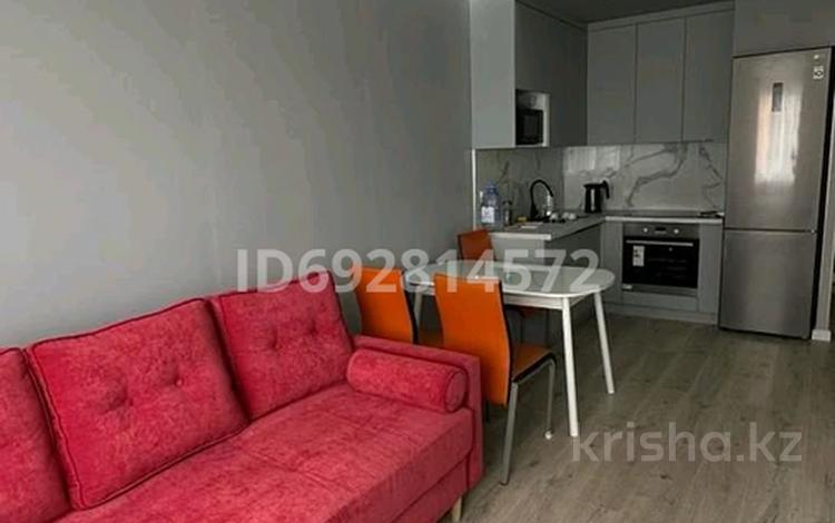 2-бөлмелі пәтер, 41 м², 10/22 қабат, Роза Багланова 6 — Толе би, бағасы: 29 млн 〒 в Астане, Нура р-н — фото 2