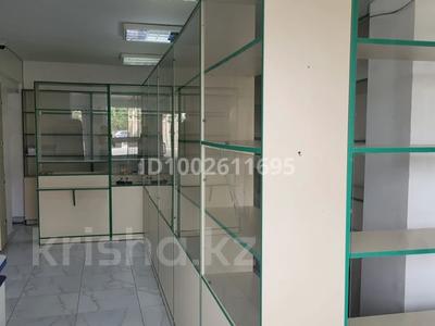 Медорталықтар мен дәріханалар · 35 м², бағасы: 300 000 ₸ в Атырау, мкр Авангард-2
