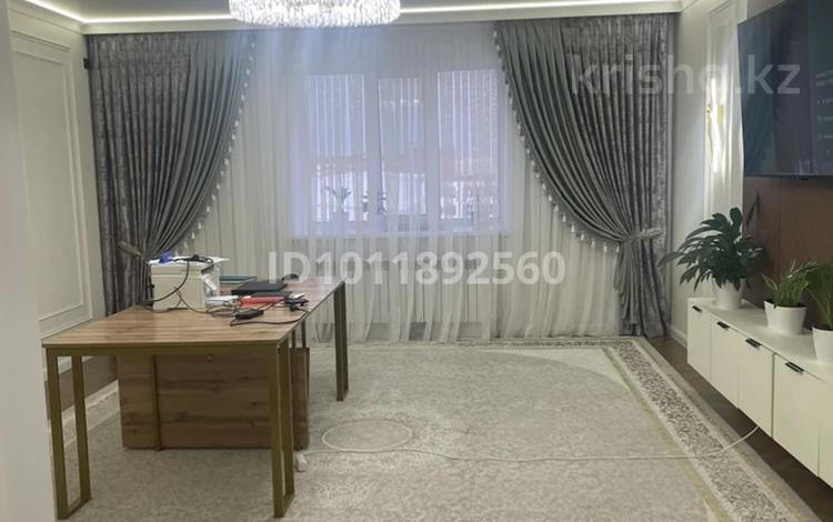 4-бөлмелі пәтер · 150 м² · 5/5 қабат, мкр. Алтын орда 19 Л корпус 1, бағасы: 48 млн ₸ в Актобе — фото 2