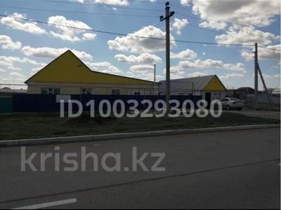 Отдельный дом · 6 комнат · 168 м² · 10 сот., Құрылысшы — Аксай за 25 млн 〒