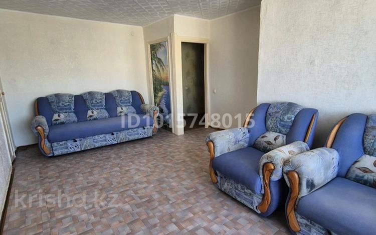 2-бөлмелі пәтер · 42.6 м² · 5/5 қабат, 410 квартал 7, бағасы: 15 млн ₸ в Семее — фото 2