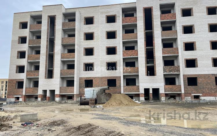 2-комнатная квартира · 73.4 м² · 1/5 этаж, мкр. Алтын орда, Молдагулова 2Г за 20.5 млн ₸ в Актобе — фото 2