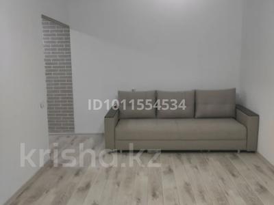 2-бөлмелі пәтер · 43 м² · 2/5 қабат, Титова 49 — Районная больница, бағасы: 25 млн ₸ в 