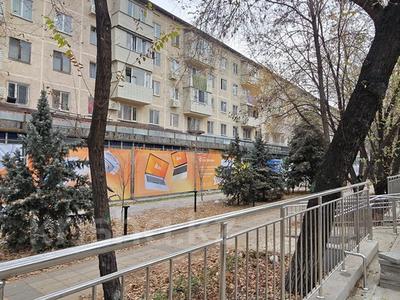 1-комнатная квартира · 33 м² · 3/4 этаж, Райымбека 127 — Абылай Хана за 23.5 млн 〒 в Алматы, Жетысуский р-н