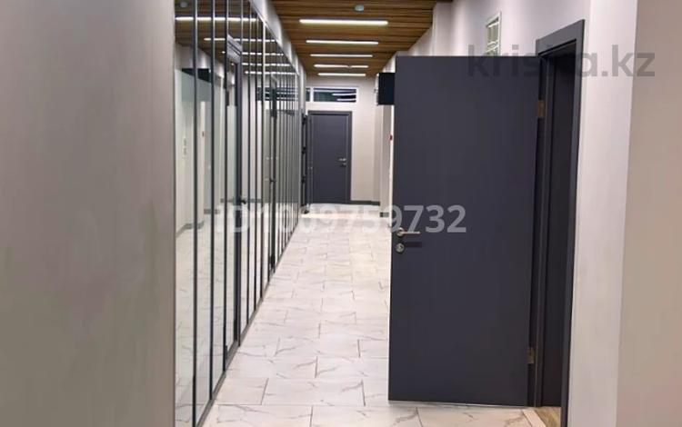 Кеңселер · 36 м², бағасы: 90 000 ₸ в Усть-Каменогорске, Ульбинский — фото 2
