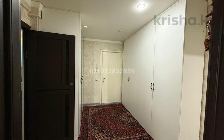 2-бөлмелі пәтер · 54 м² · 5/5 қабат, эмбинская 170, бағасы: 13.5 млн ₸ в Актобе, мкр Гормолзавод — фото 2