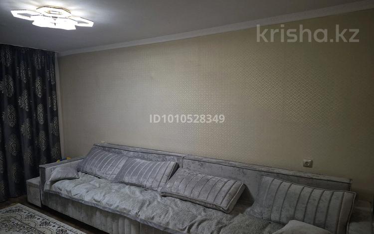 4-бөлмелі пәтер · 83 м² · 3/6 қабат, Бобровская 6/1, бағасы: 25 млн ₸ в Усть-Каменогорске — фото 2
