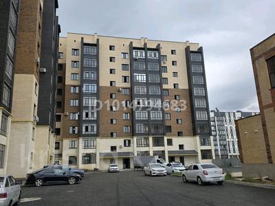 1-бөлмелі пәтер · 48 м² · 3/9 қабат, Базарбая жуманиязова 120, бағасы: 16.5 млн ₸ в Уральске