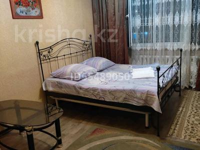 Аренда квартир по часам в Алматы: 1-комнатная квартира · 40 м² · 8/9 этаж, мкр Аксай-4 57 — ул Бауыржана Момышулы, просп. Улыкбека за 2 000 〒 1-комнатная квартира · 40 м² · 8/9 этаж, мкр Аксай-4 57 — ул Бауыржана Момышулы, просп. Улыкбека за 2 000 〒 в Алматы, Ауэзовский р-н