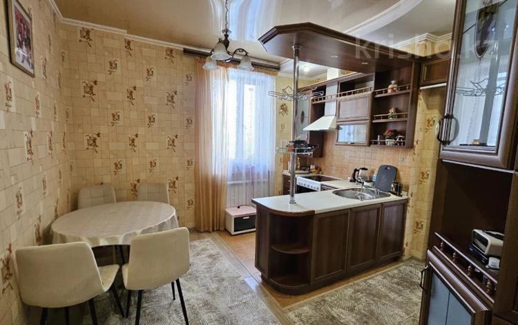 2-бөлмелі пәтер · 74 м² · 5/10 қабат, Аль-Фараби 5, бағасы: 42 млн ₸ в Костанае — фото 2
