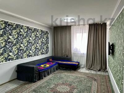 2-комнатная квартира, 50 м², 4/5 этаж, мкр Думан-2 за 26.5 млн 〒 в Алматы, Медеуский р-н