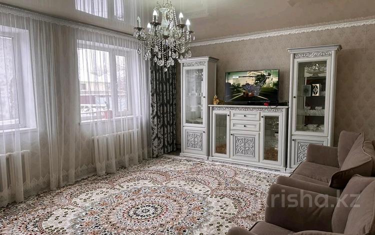 Отдельный дом • 6 комнат • 220 м² • 5 сот., Сыртанова 39 за 45 млн 〒 в Талдыкоргане — фото 2