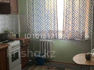 5-комнатная квартира · 92 м² · 4/9 этаж, Майкудук, Майкудук, мкр Голубые пруды 6 за 300 000 ₸ в Караганде, Алихана Бокейханова р-н