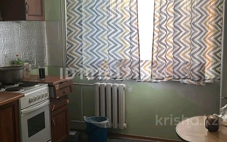 5-комнатная квартира · 92 м² · 4/9 этаж, Майкудук, Майкудук, мкр Голубые пруды 6 за 300 000 ₸ в Караганде, Алихана Бокейханова р-н — фото 2
