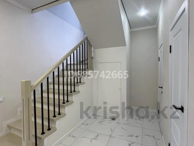 Отдельный дом · 8 комнат · 200 м² · 5 сот., мкр. Зачаганск пгт, Бекимова 49 — Бокен Би за 55 млн ₸ в Уральске
