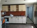 Дом · 2 комнаты · 100 м², Евгения Брусиловского 22 — Район первой городской больницы за 55 000 〒 в Усть-Каменогорске — фото 12