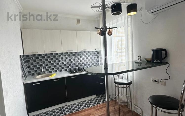 1-бөлмелі пәтер · 30 м² · 5/5 қабат, Сатпаева 13 — Қаныш Сәтпабев, бағасы: 13 млн ₸ в Атырау — фото 2