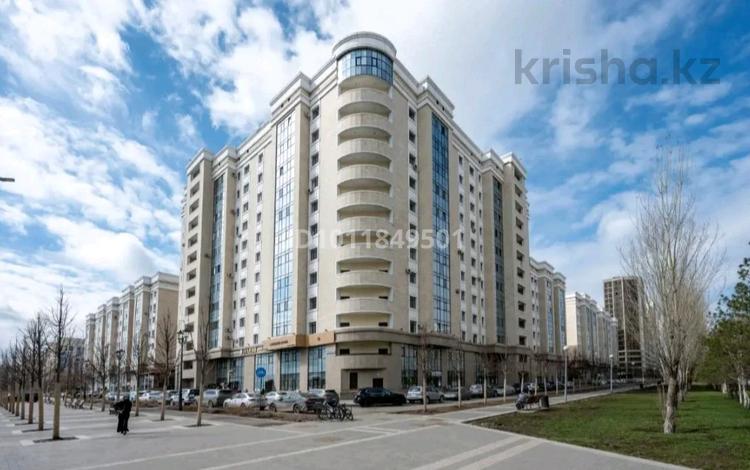 2-комнатная квартира · 78 м² · 8/12 этаж, Мәңгілік Ел 21 за 63 млн ₸ в Астане, Есильский р-н — фото 26