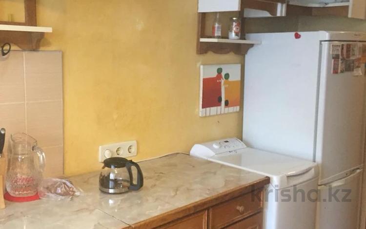 3-бөлмелі пәтер · 68 м² · 4/5 қабат, мкр Самал-1 — Жолдасбекова, бағасы: 62 млн ₸ в Алматы, Медеуский р-н — фото 2
