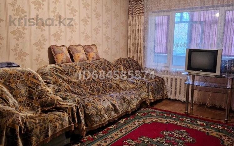 3-бөлмелі пәтер, 57 м², 2/5 қабат, Абая 25, бағасы: 23 млн 〒 в Кентау — фото 24