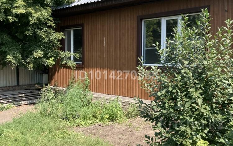 Отдельный дом · 3 комнаты · 75 м² · 2.5 сот., Тауелсиздик 196 А — Тауелсиздик-Дзержинского за 23 млн ₸ в Костанае — фото 2