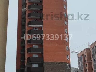 2-комнатная квартира · 62.5 м² · 2/16 этаж, Жабаева 40 за 25 млн 〒 в Петропавловске