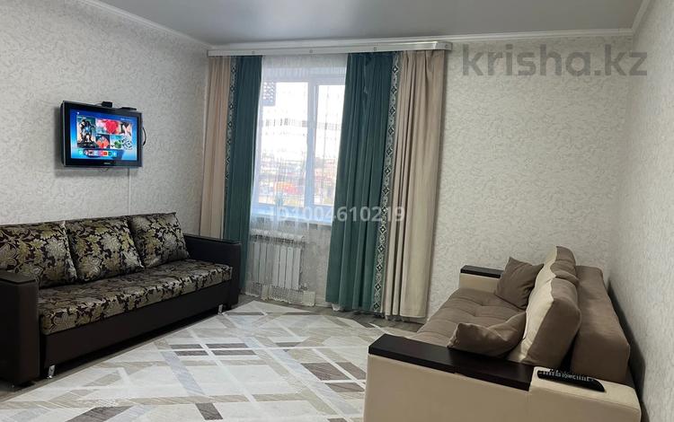 3-комнатная квартира · 70 м² · 4/6 этаж, Мкр. Береке 49 за 25 000 ₸ в Костанае — фото 2