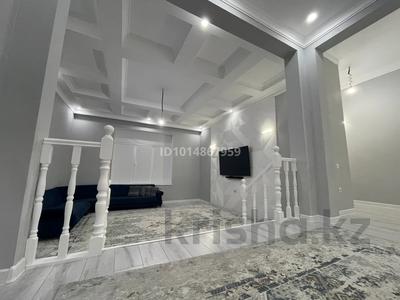 Отдельный дом · 8 комнат · 300 м² · 30 сот., мкр Оркен, Малайсары би 19 — Сзажи школы номер 35 за 1 млн ₸ в Атырау