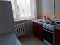 1-комнатная квартира, 33 м², 2/5 этаж помесячно, Майкудук, Майкудук, мкр Восток-2 6 — ТД Ануар за 95 000 〒 в Караганде, Алихана Бокейханова р-н — фото 4