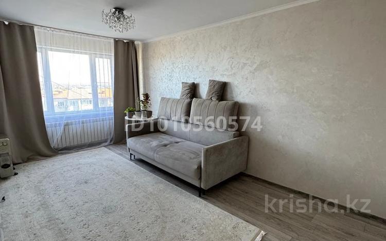3-комнатная квартира · 65 м² · 9/9 этаж, мкр 5, Тургенева 76/1 — Кулинария Жастык за 200 000 ₸ в Актобе — фото 2