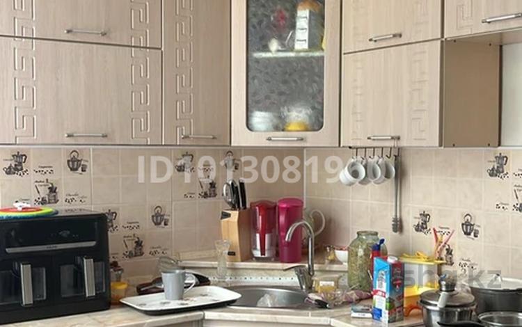 3-бөлмелі пәтер · 71 м² · 2/3 қабат, Кунаева 11/13 1, бағасы: 15 млн ₸ в Топаре — фото 2
