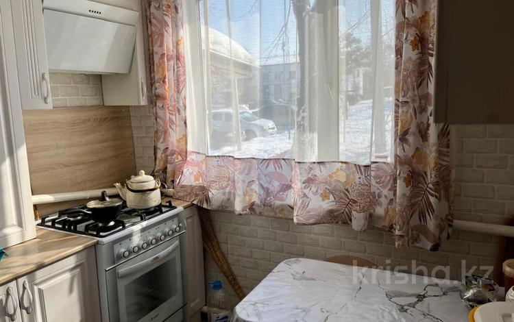 3-бөлмелі пәтер · 57.9 м² · 1/2 қабат, Терешковой, бағасы: 18 млн ₸ в Затобольске (Тобыле) — фото 2