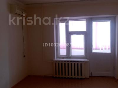 3-комнатная квартира · 65.7 м² · 2/5 этаж, Азаттык 5а за 25 млн 〒 в Атырау