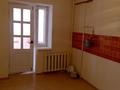 3-бөлмелі пәтер · 65.7 м² · 2/5 қабат, Азаттык 5а, бағасы: 25 млн ₸ в Атырау — фото 4
