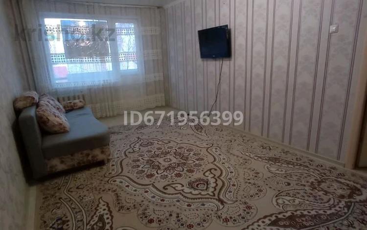 1-бөлмелі пәтер · 50 м² · 2/5 қабат, Кердери, бағасы: 8 000 〒 в Уральске — фото 2