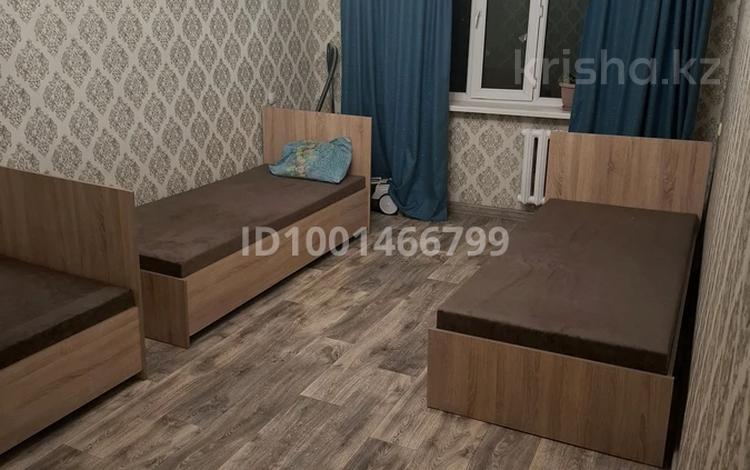 3-комнатная квартира · 66 м² · 4/5 этаж, 6-й микрорайон 15 — Рядом рынок супер маркет карзина и мечеть за 250 000 ₸ в Темиртау — фото 2