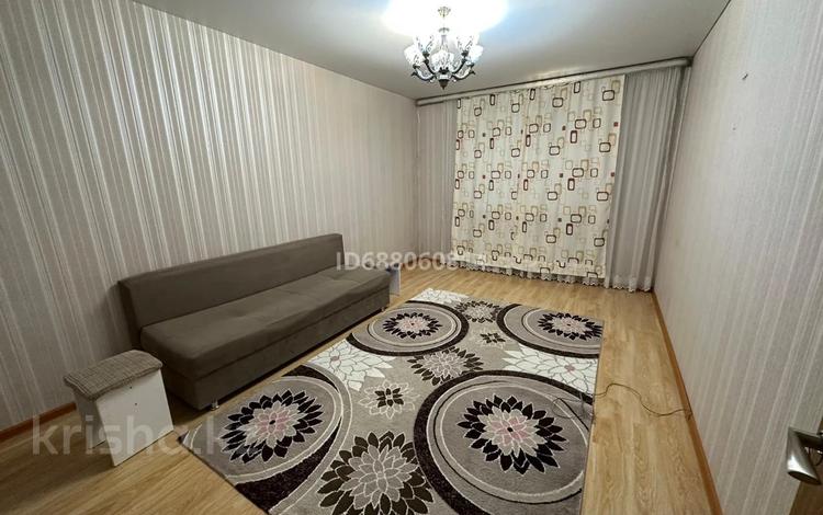 2-комнатная квартира, 57 м², 4/12 этаж, мкр Акбулак, 1-я улица 121 за 35.5 млн 〒 в Алматы, Алатауский р-н — фото 2