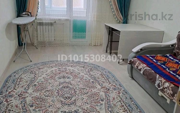 1-комнатная квартира · 40 м² · 5/9 этаж, Политехническая — Возле 31 школы за 150 000 ₸ в Уральске — фото 2