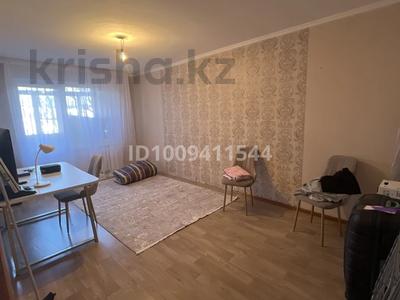 2-бөлмелі пәтер · 45 м² · 2/4 қабат, Кабанбай батыра 24, бағасы: 13.5 млн ₸ в Талдыкоргане, мкр Жетысу