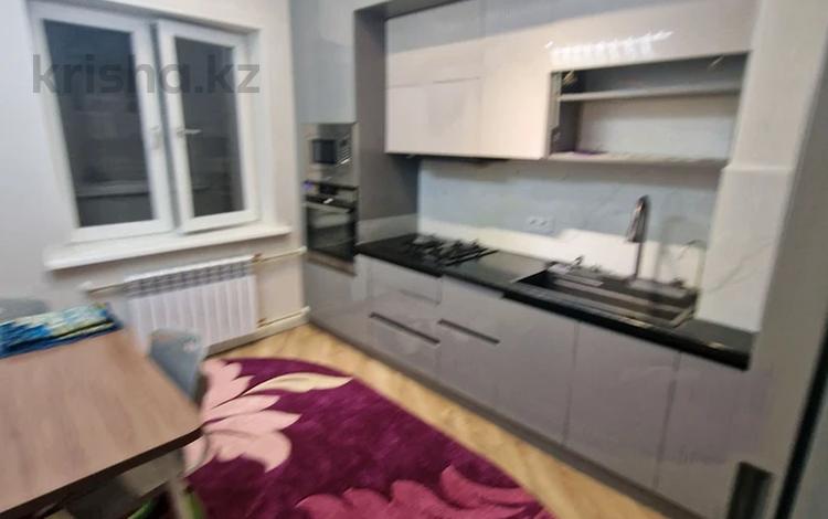 3-бөлмелі пәтер · 75 м² · 3/5 қабат, мкр Айнабулак-4 195, бағасы: 48 млн ₸ в Алматы, Жетысуский р-н — фото 2