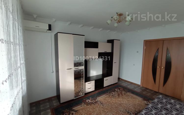 2-комнатная квартира · 51 м² · 4/9 этаж, мкр 4 за 16.5 млн 〒 в Уральске — фото 2