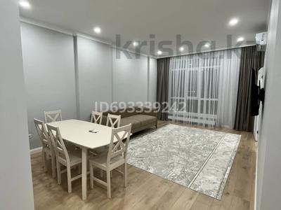 2-бөлмелі пәтер · 60 м² · 8/12 қабат, мкр Жеруйык, Маденова 1В — Возле рынка Сарайшык, бағасы: 350 000 ₸ в Атырау