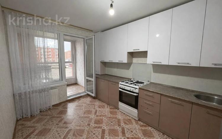2-бөлмелі пәтер · 58 м² · 1/4 қабат, Береке микрорайон 10, бағасы: 23.5 млн ₸ в Костанае — фото 12