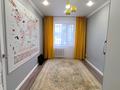 4-комнатная квартира · 61.7 м² · 1/5 этаж, Алия Молдагуловой 8 — Вокзал за ~ 18 млн ₸ в Уральске — фото 2