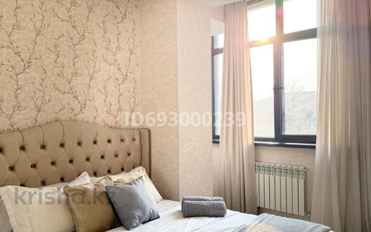 2-бөлмелі пәтер · 70 м² · 3/13 қабат, Шевченко 130, бағасы: 25 000 ₸ в Алматы, Алмалинский р-н — фото 15