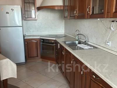 4-бөлмелі пәтер · 145 м² · 15/23 қабат, Кабанбай батыра 87, бағасы: 750 000 〒 в Алматы, Алмалинский р-н